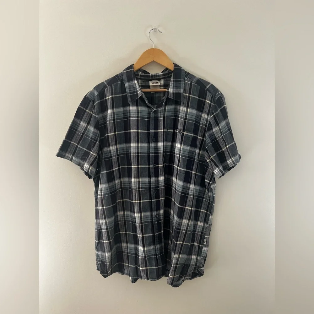 The North Face Men's Blue and Gray Plaid Shirt